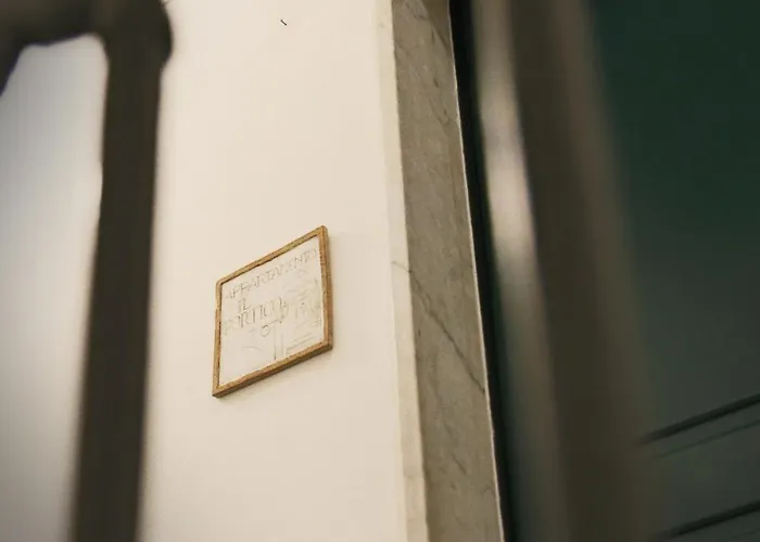 Il Portico * Монтероссо-аль-Маре